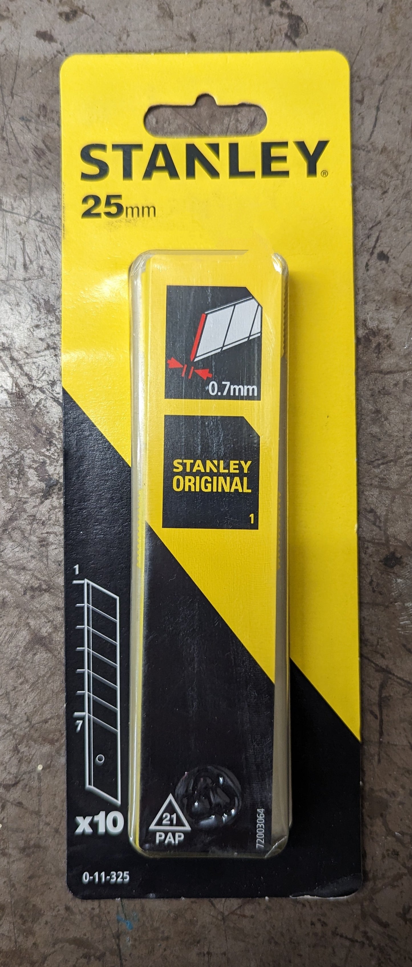 Stanley knife replacement blades 25x0.7mm 10 pack