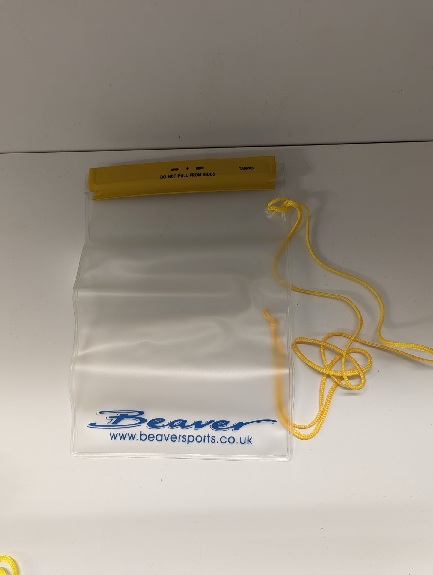 Beaver Dry Surface Pouch