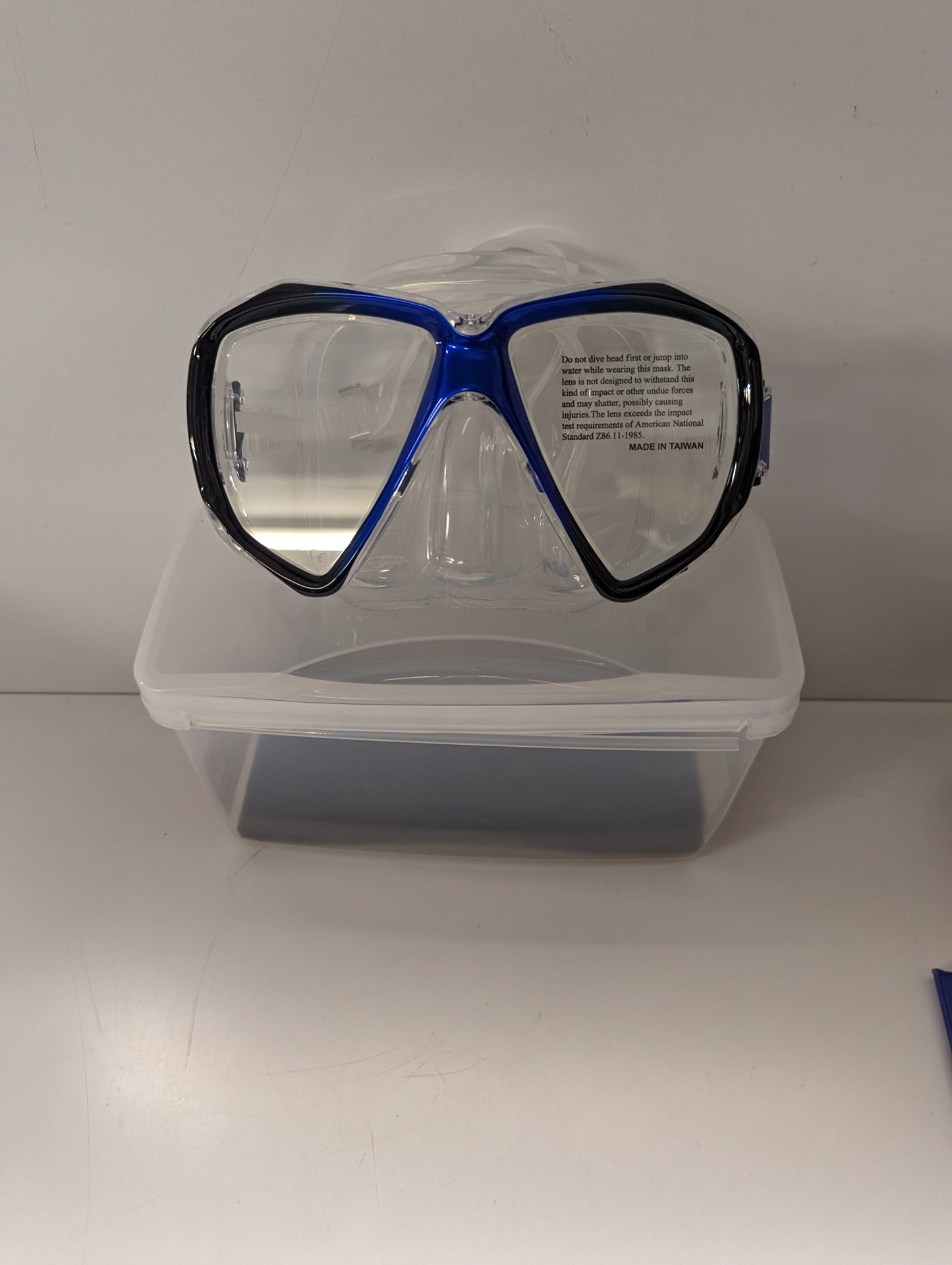 Blue/Black Challenger Focus Mask