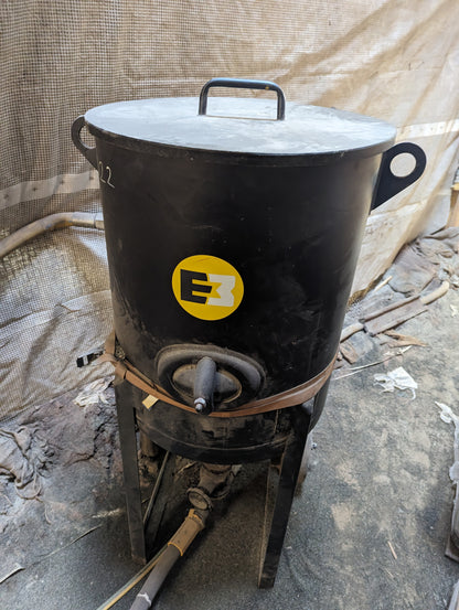 Blast Pot - dry blasting