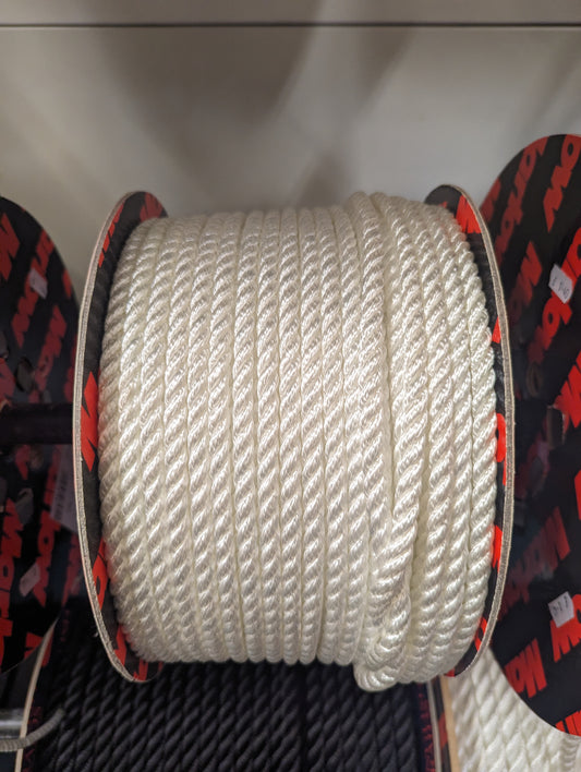 8mm White 3 String Nylon Rope